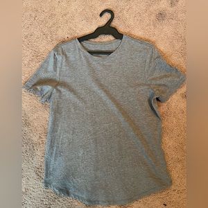 Love tee size 8